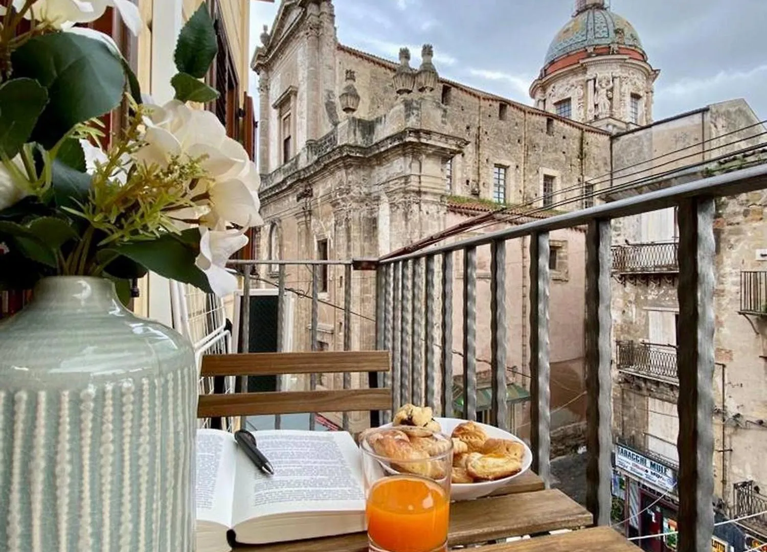 Baddarhome Experience Of Real Palermo location